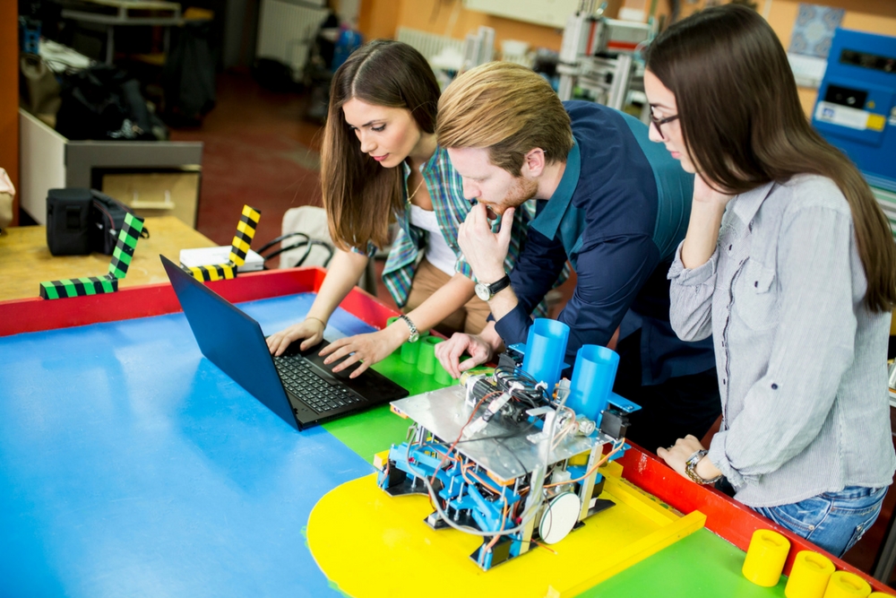 Exploring the Benefits of Engaging in Extracurricular Activities