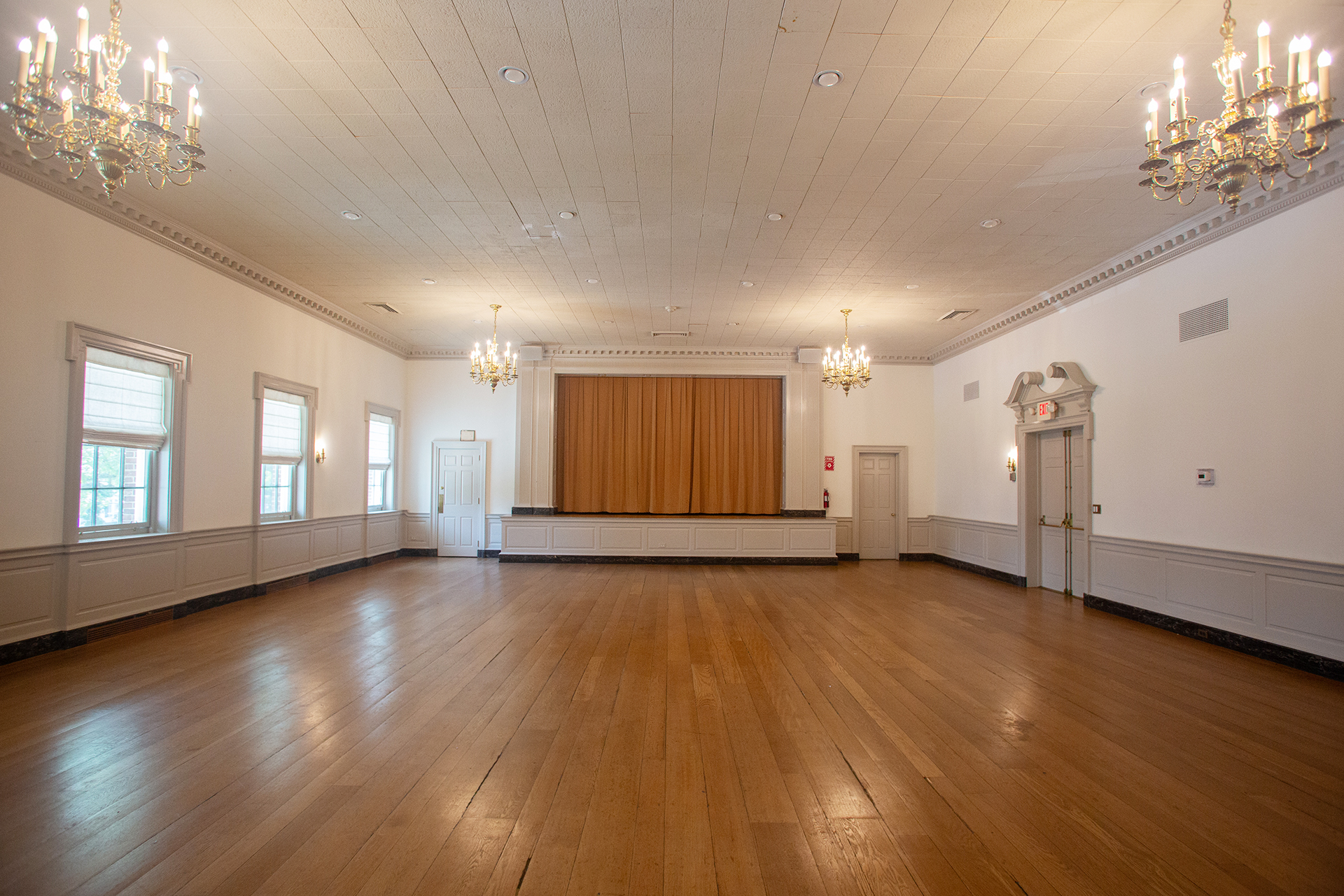 Meeting Halls for Rent Near Me: Find the Perfect Space for Your Event