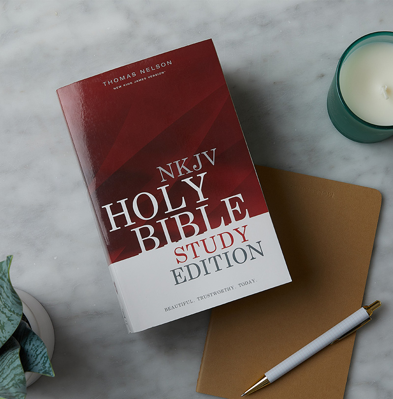 NKJV Study Bible: A Practical Guide to Understanding Scripture